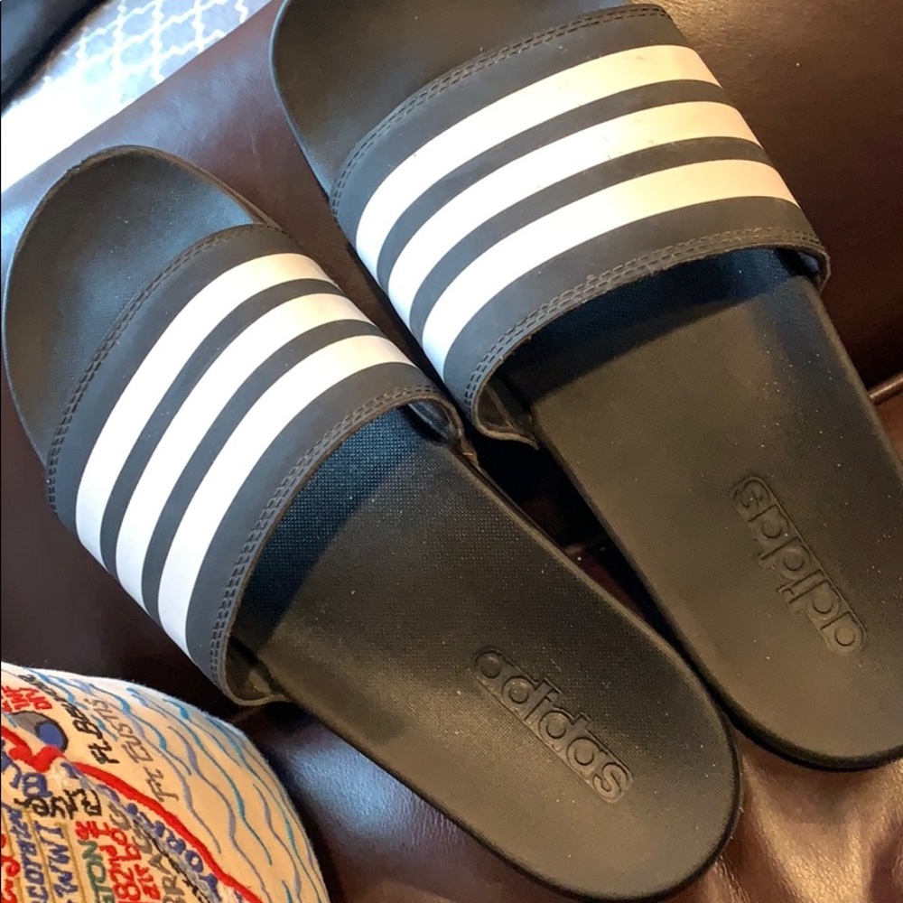 Adidas slides -trendy AF